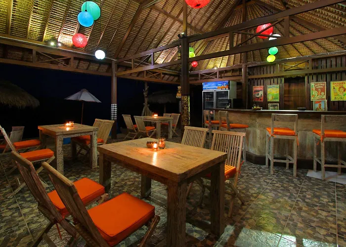ホリデーパーク Mangrove Paradise Retreat レンボンガン島