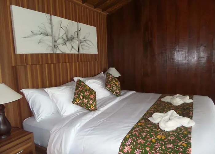 ホリデーパーク Mangrove Paradise Retreat 4*