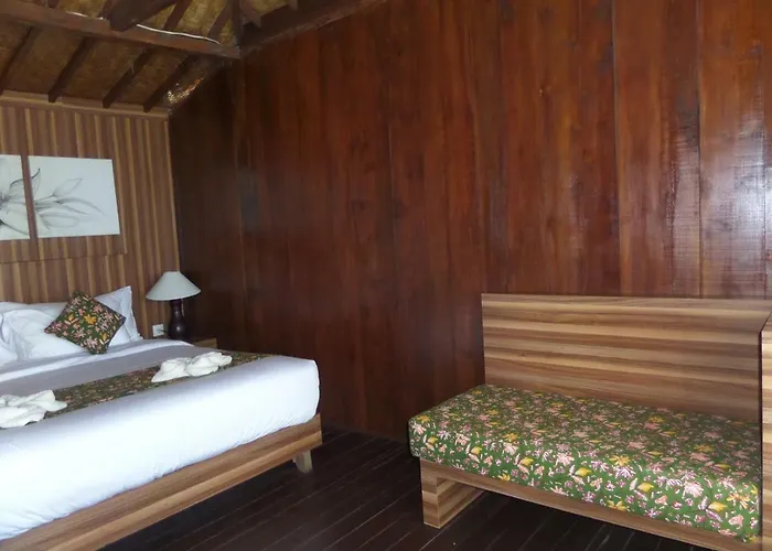 Mangrove Paradise Retreat 4*