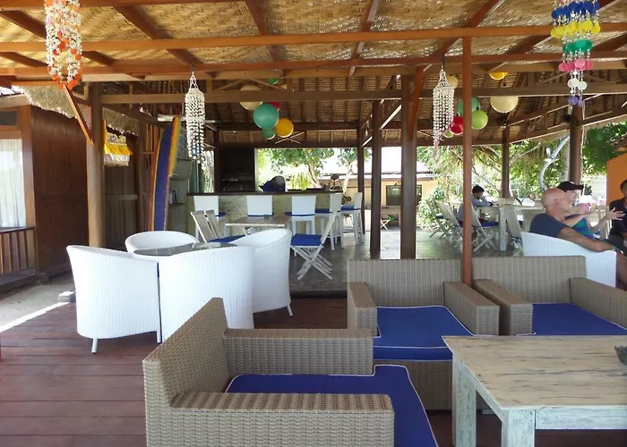 Mangrove Paradise Retreat ホリデーパーク レンボンガン島